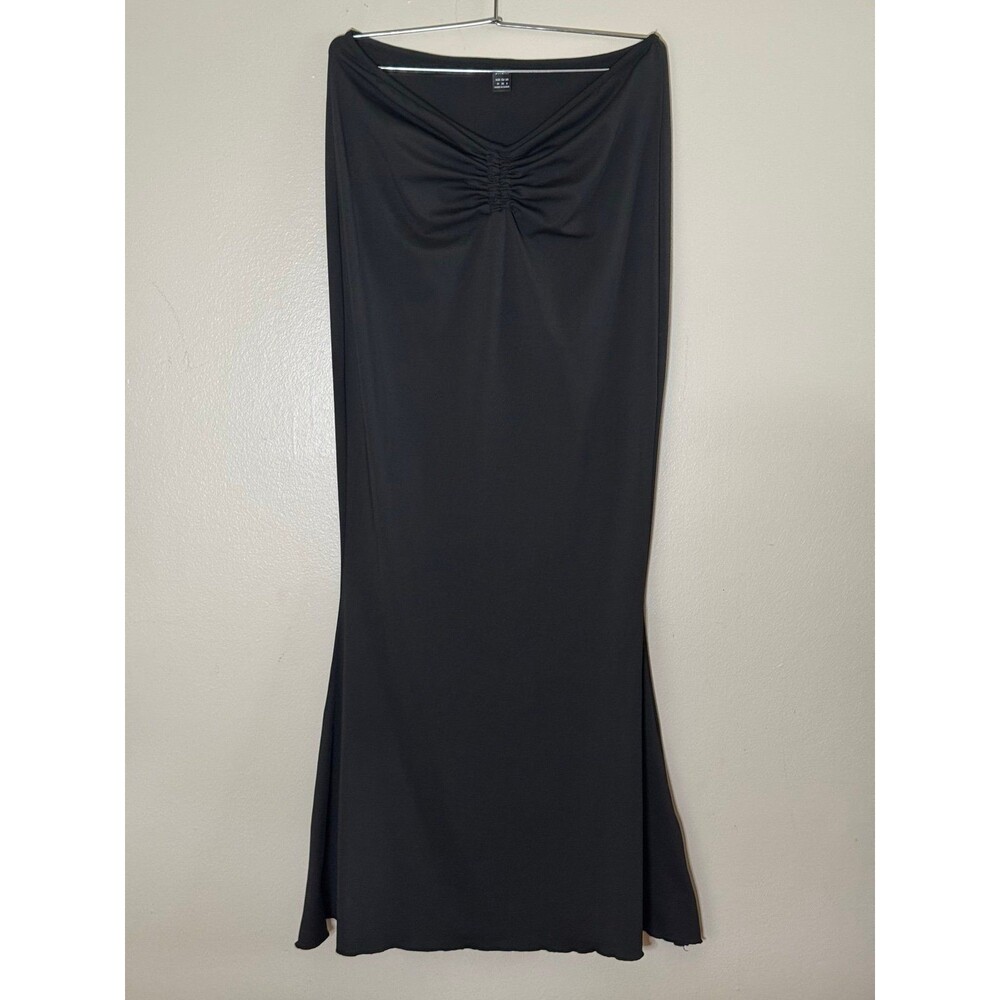Black Maxi Skirt | Medium
